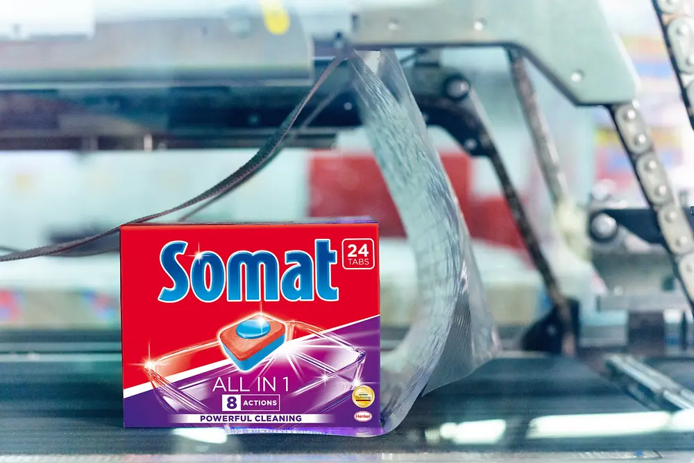 Sustainable transport packaging for Somat products: The shrink film used in various European markets now contains more than 50 percent recycled material.